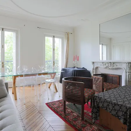 Luxueux 6 Paris