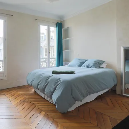 Luxueux 6 * Parigi